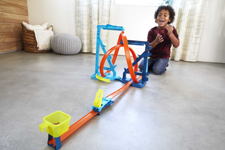 
                  
                    Hot Wheels - Trackbuilders Infinity Loop
                  
                